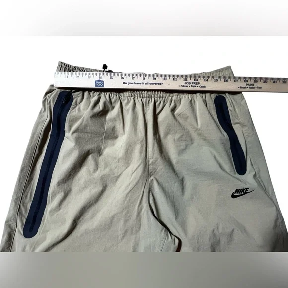 Nike Tech Men's Oversized fit straight leg stacked Pants Beige large HM7158-297
